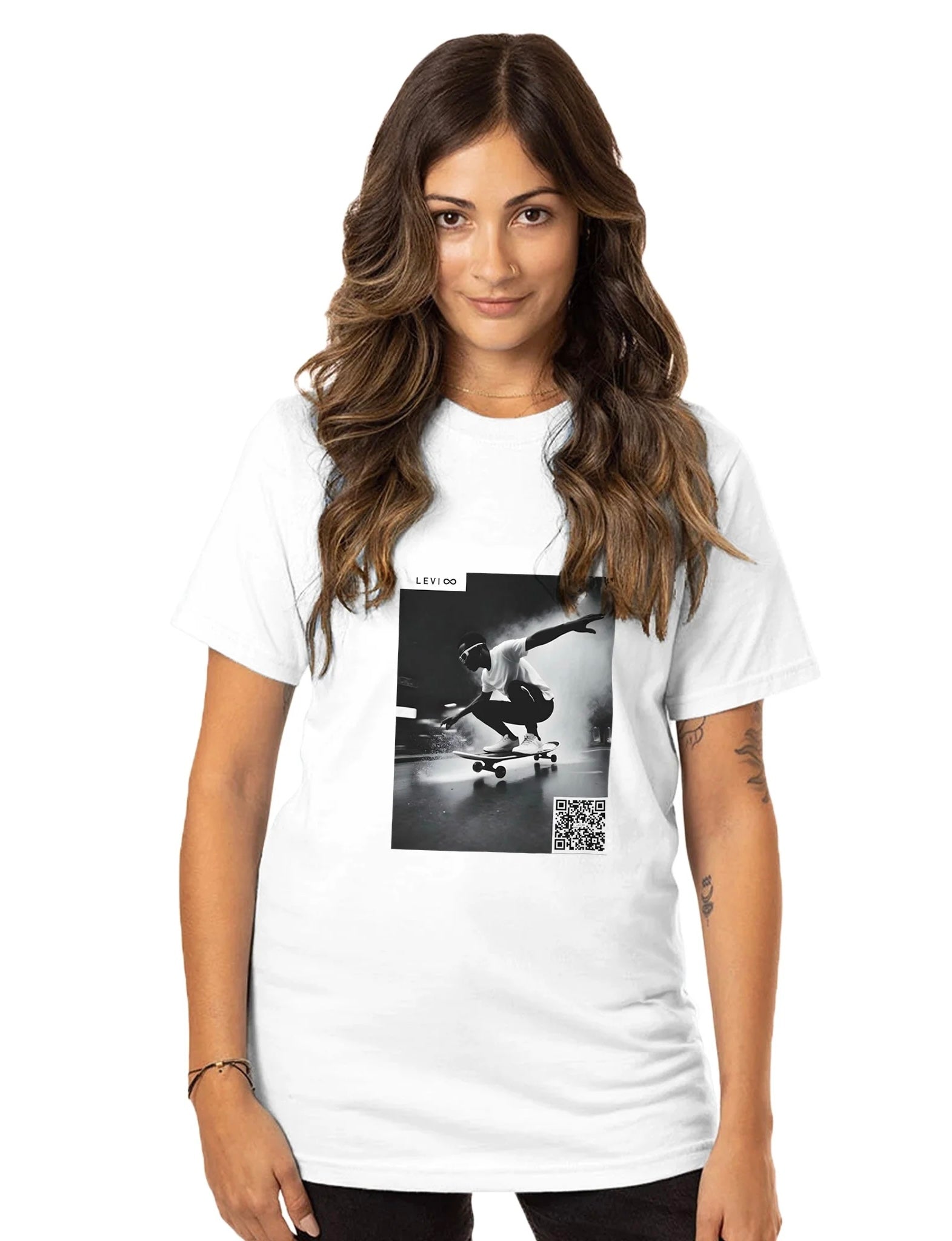 LEVI8 skatepark T-shirt